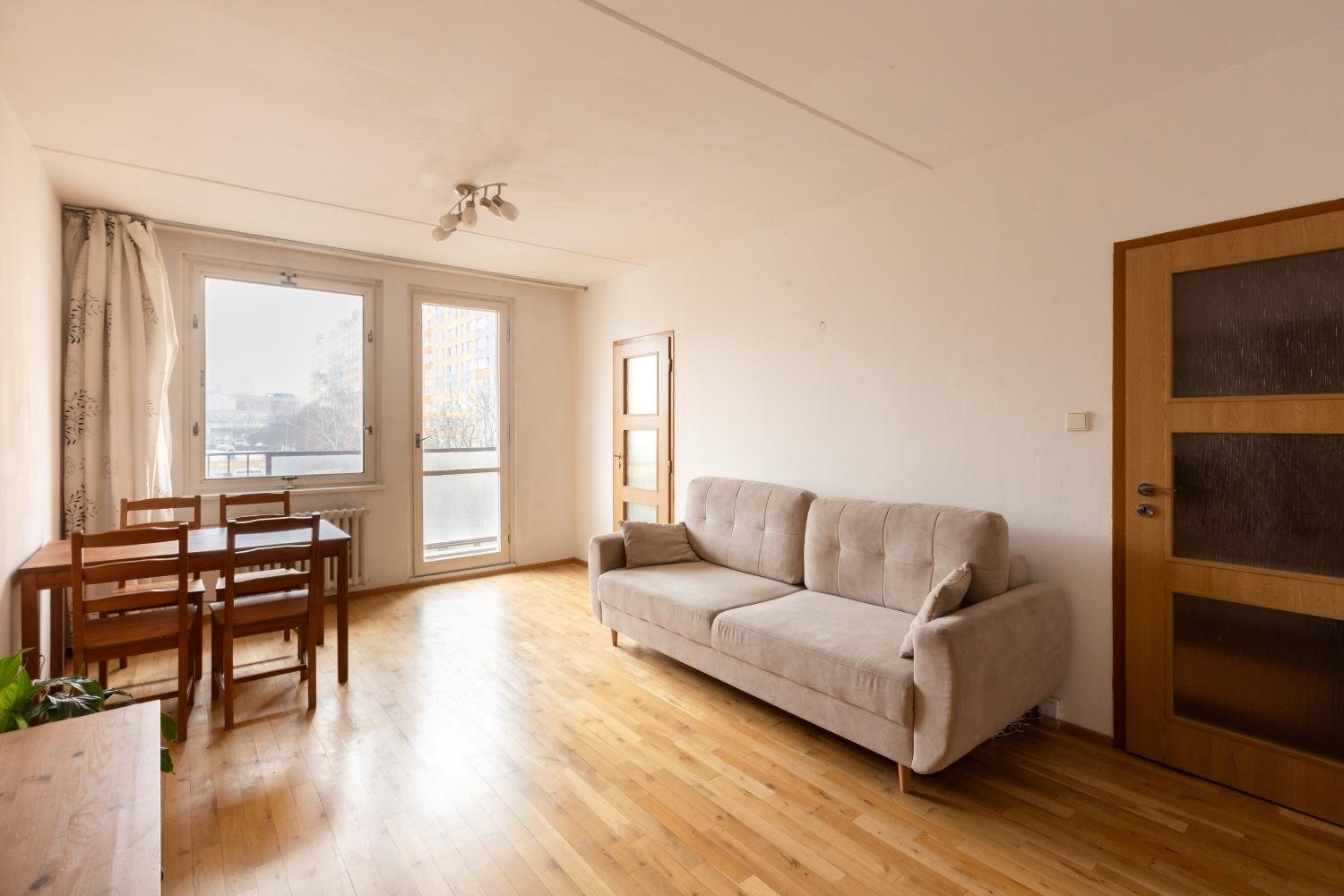 3. AN8A5392 small.jpg