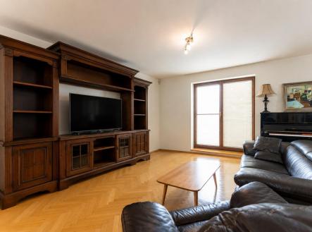 Nebusice AI uprava interieru10.jpeg | Pronájem - dům/vila, 262 m²