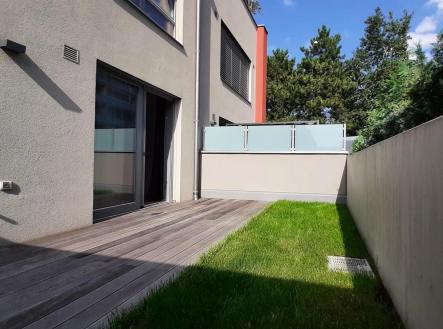 2. small.jpg | Pronájem bytu, 1+kk, 34 m²