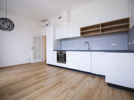 1. LUK_8750 small.jpg | Pronájem bytu, 1+kk, 24,5 m²