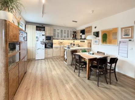 Obrázek k zakázce č.: 726331 | Prodej bytu, 3+kk, 92 m²