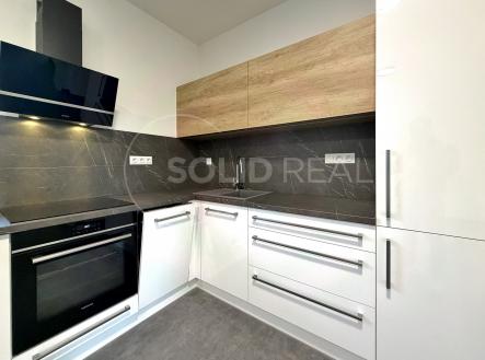 Obrázek k zakázce č.: 731761 | Pronájem bytu, 1+kk, 27 m²
