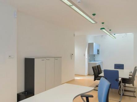 Pronájem - kanceláře, 44 m²