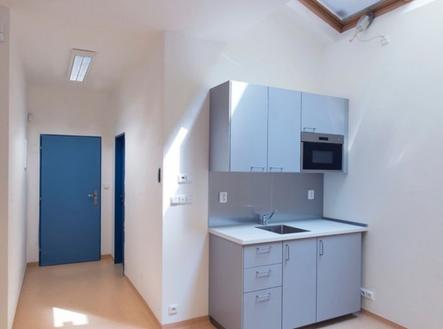 Pronájem - kanceláře, 44 m²