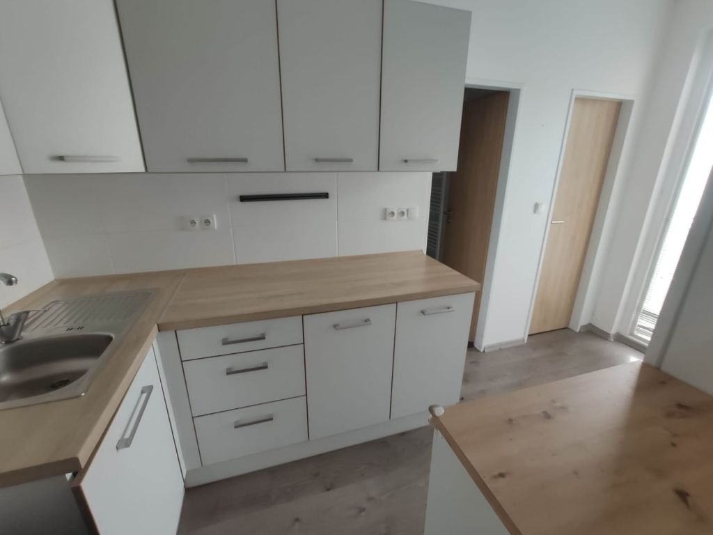 Dražby bytu 3+1 69 m², Zlín