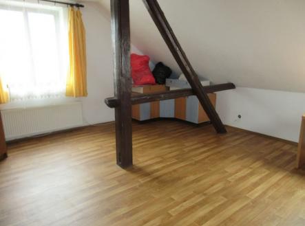 Prodej - dům/vila, 225 m²