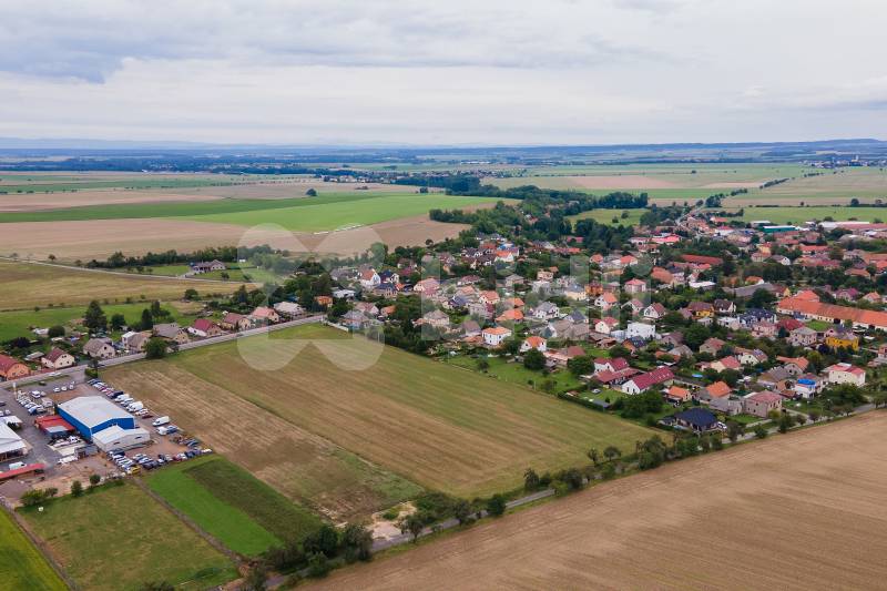 Prodej stavebního pozemku 724 m2 v obci Zaječice