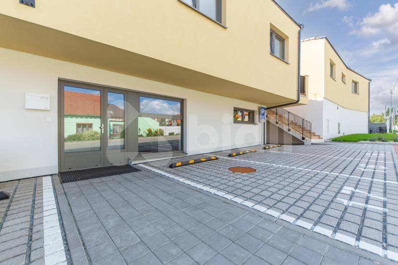 Prodej obchodních prostor 2+kk, CP 50,7 m2, Domašov