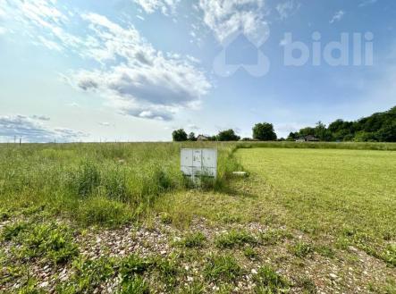 Prodej stavebního pozemku pro 736 m2, Choltice | Prodej - pozemek, zemědělská půda, 736 m²