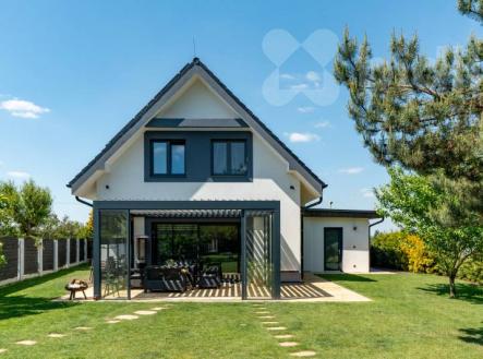 Prodej - dům/vila, 230 m² obrázek