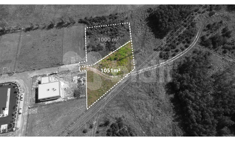 Prodej pozemku 1051m2 - Obec Káraný, okres Brandýs nad Labem