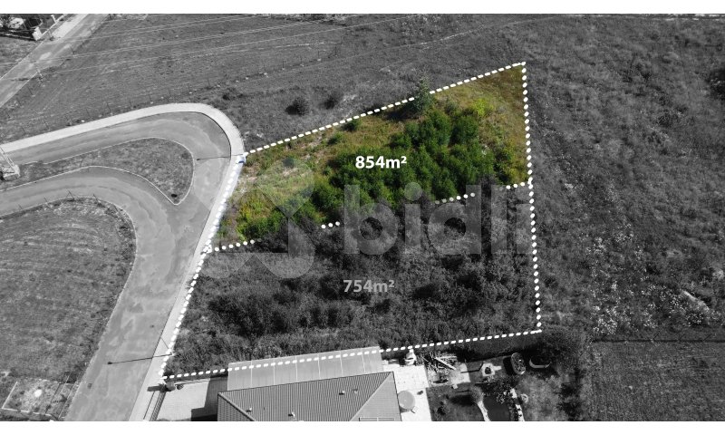 Prodej pozemku 854m2 - Obec Káraný, okres Brandýs nad Labem