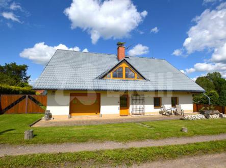 Prodej rodinného domu s užitnou plochou 252 m2 a pozemkem 1525 m2, Dolní Boříkovice, Králíky | Prodej - dům/vila, 252 m²