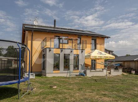 Prodej rodinného domu (260 m&#178;) Květnice | Prodej - dům/vila, 260 m²