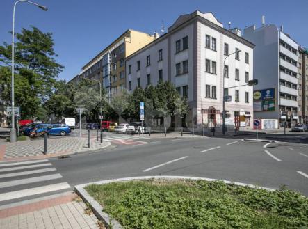 pronájem kanceláře v administrativní budově Osadní ulici, Praha 7 Holešovice | Pronájem - kanceláře, 19 m²