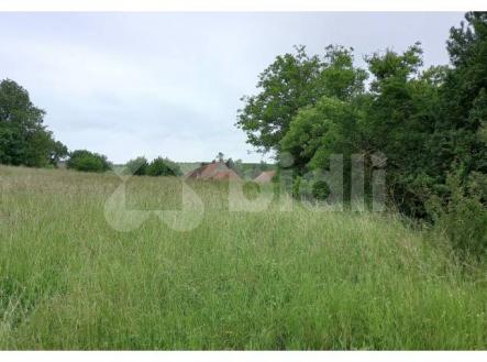 Soubor pozemků v kú Klobouky u Brna, 32 km východně od Brna | Prodej - pozemek pro bydlení, 5 343 m²