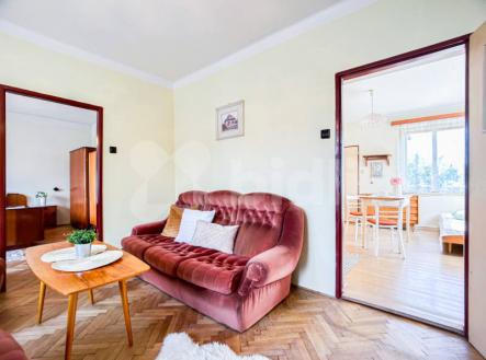 Prodej rodinného domu 196 m2, pozemek 995 m2, garáž, Praha 6 - Nebušice | Prodej - dům/vila, 196 m²