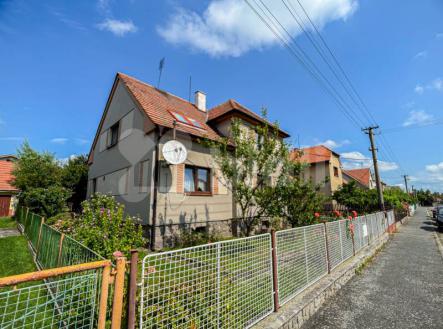 Exkluzivní prodej rodinný dům 5+1 s potencionálem rozšíření, pozemek 813m2, Kralovice | Prodej - dům/vila, 154 m²