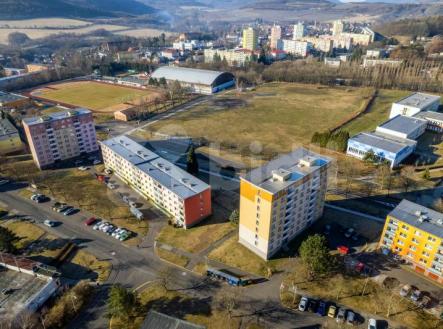 Prodej bytu 2+1, 62 m2, DV, Klášterec n/O, ul. 17. listopadu | Prodej bytu, 2+1, 65 m²