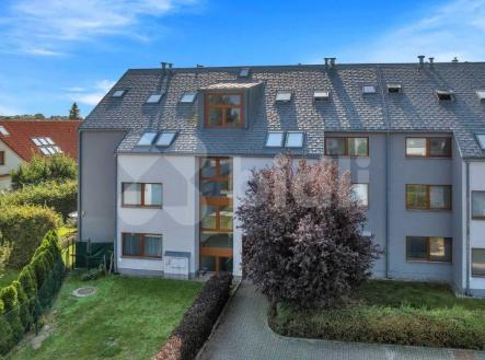 Prodej bytu 3+kk, 87 m2, s terasou, garážovým stáním a velkorysým sklepem | Prodej bytu, 3+kk, 87 m²
