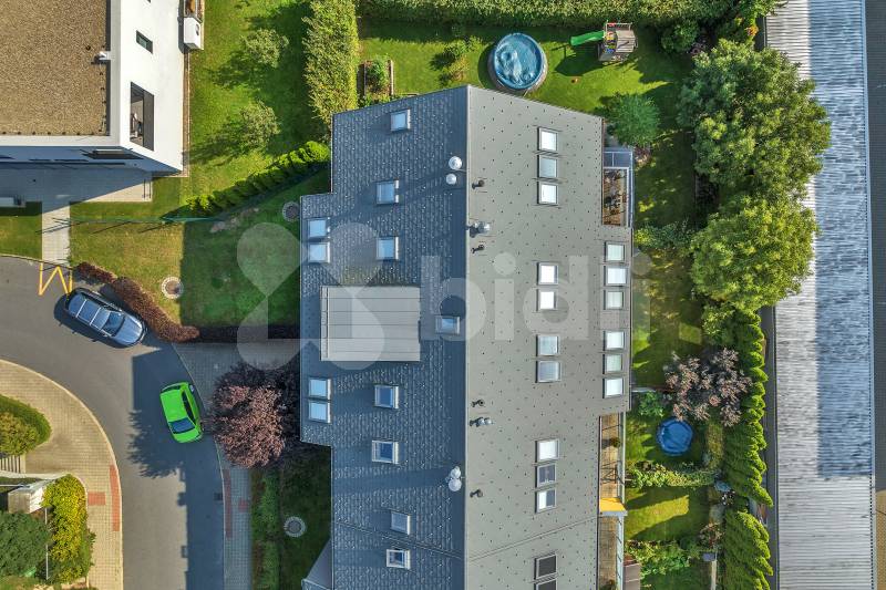 Prodej bytu 3+kk, 87 m2, s terasou, garážovým stáním a velkorysým sklepem