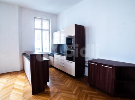 Pronájem prostorného bytu s balkónem v centru Ostravy, ul. Vojanova | Pronájem bytu, 2+1, 102 m²