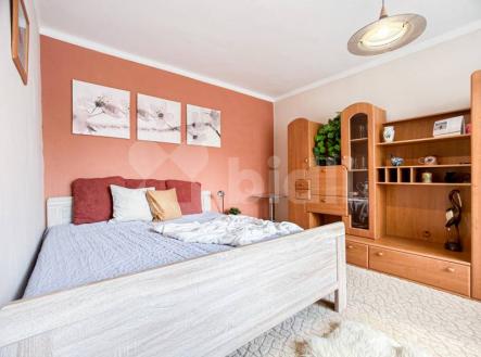 Rodinný dům 6+1 s garáží a zahradou, obec Hulín, okr. Kroměříž | Prodej - dům/vila, 324 m²