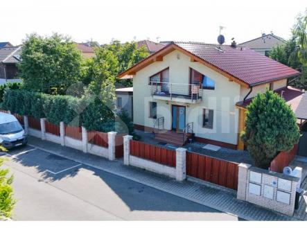 Prodej rodinného domu 7+kk, 214m2, Bašť | Prodej - dům/vila, 214 m²