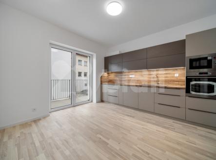 Pronájem bytu 2+1 61m2 s balkónem Dvůr Králové ul. Tylova | Pronájem bytu, 2+1, 65 m²