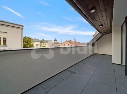 Pronájem bytu 3+KK 67m2 s terasou Dvůr Králové ul. Tylova | Pronájem bytu, 3+kk, 71 m²