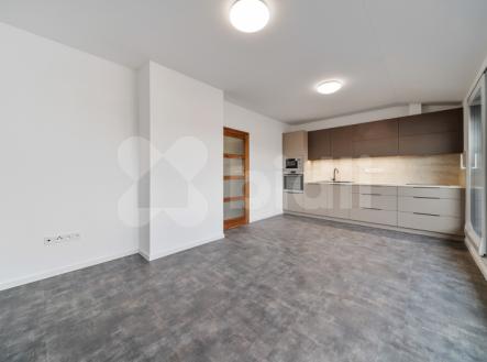 Pronájem bytu 3+KK 67m2 s terasou Dvůr Králové ul. Tylova | Pronájem bytu, 3+kk, 71 m²