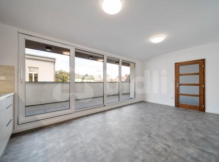 Pronájem bytu 3+KK 67m2 s terasou Dvůr Králové ul. Tylova | Pronájem bytu, 3+kk, 71 m²