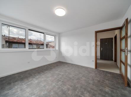 Pronájem bytu 3+KK 67m2 s terasou Dvůr Králové ul. Tylova | Pronájem bytu, 3+kk, 71 m²