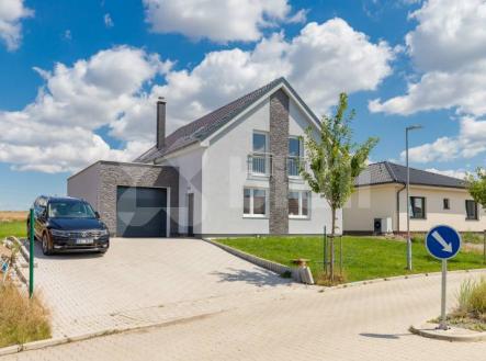 Prodej novostavby o dispozici 5kk, Velké Chvalovice, Pečky | Prodej - dům/vila, 167 m²