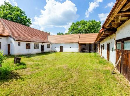 Prodej venkovského stavení u Třeboně | Prodej - dům/vila, 513 m²