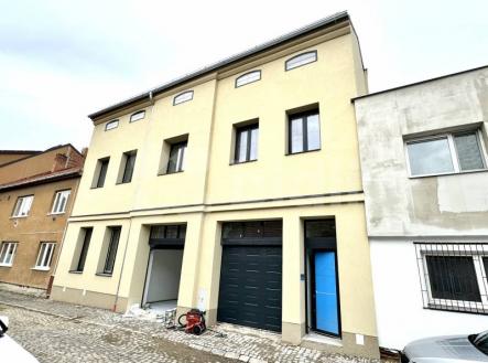 Prodej bytu 4+kk 150 m2, s garáží (Loft) | Prodej bytu, 3+kk, 152 m²