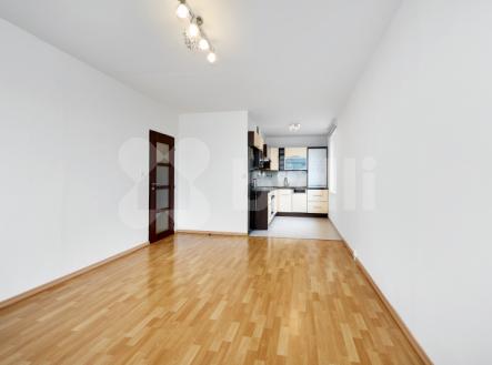 Praktický byt 3+kk s balkonem na Praze 6 - Makovského ulice | Pronájem bytu, 3+kk, 63 m²