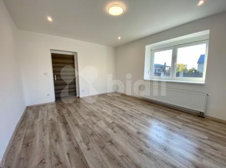 Pronájem bytu 90m2, Lhota pod Libčany | Pronájem bytu, 4+kk, 110 m²