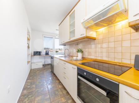 Prodej bytu 3+1 Lázeňská | Prodej bytu, 3+1, 75 m²