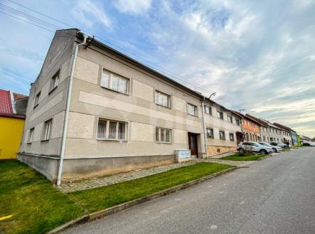 Prodej dvougeneračního rodinného domu 233 m2 v obci Hrdibořice, okres Prostějov | Prodej - dům/vila, 233 m²