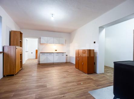 Exkluzivní prodej rodinný dům 5+1 s potenciálem rozšíření, pozemek 2799m2, Dehtín | Prodej - dům/vila, 145 m²