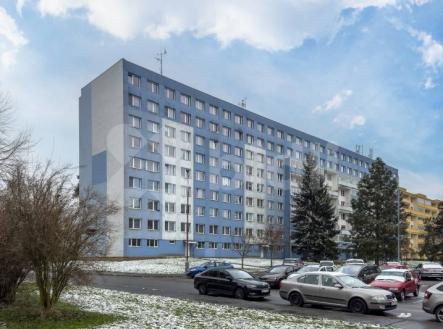 Prodej světlého bytu 1+kk (34 m&#178;) s lodžií v Kladně | Prodej bytu, 1+kk, 40 m²