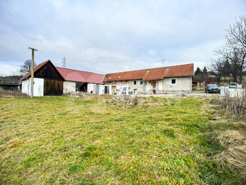 Prodej RD 4+1, 95 m2, pozemek 1690 m2, Žárovná