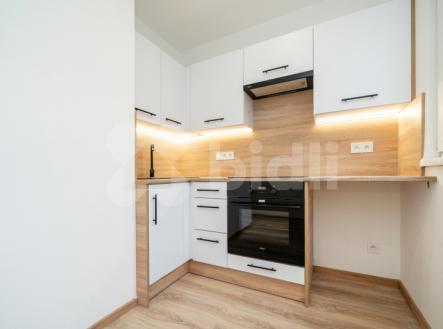 Prodej bytu 2+1 po rekonstrukci, Ostrava - Hrabůvka, ul. Tlapákova | Prodej bytu, 2+1, 55 m²