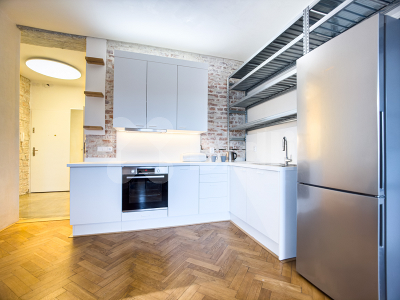 Pronájem bytu 2+kk, 47 m&#178;, 6. p., Ondříčkova ulice, Praha 3 - Vinohrady