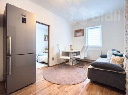 Prodej rodinného domu v obci Kvasiny s pozemkem 1045m2 | Prodej - dům/vila, 68 m²