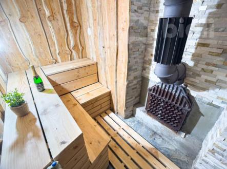 Prodej rodinného domu v obci Kvasiny s pozemkem 1045m2 !!! ZLEVNĚNO !!! | Prodej - dům/vila, 68 m²