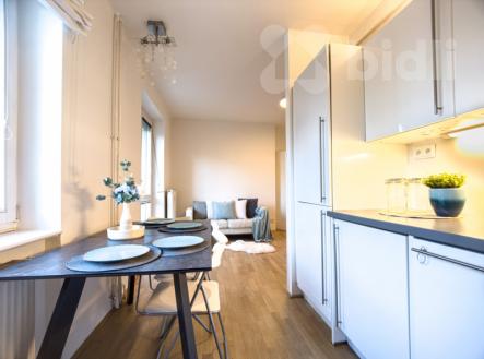 4+kk s balkonem, Praha 6, ulice Na okraji | Prodej bytu, 4+kk, 74 m²