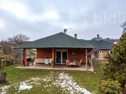 Nízkoenergetický dům, 5+1 s pozemkem 5500 m2, Březenec | Prodej - dům/vila, 277 m²