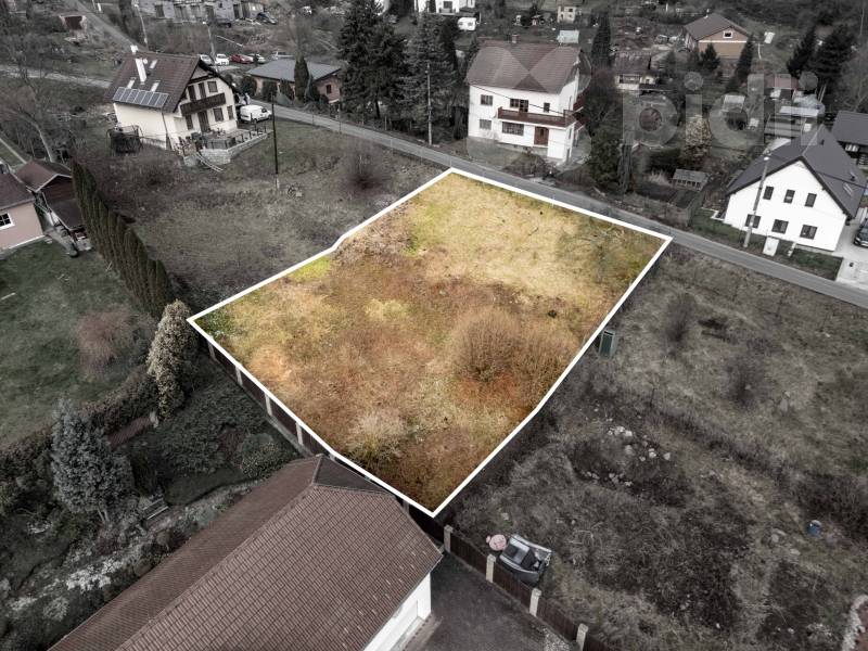 Prodej stavebního pozemku 809 m2 Vaňov